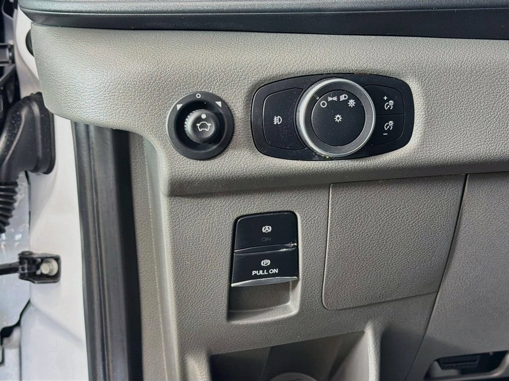 Used 2025 Ford Transit 250 Low Roof w/ Exterior Upgrade Package RWD image 26