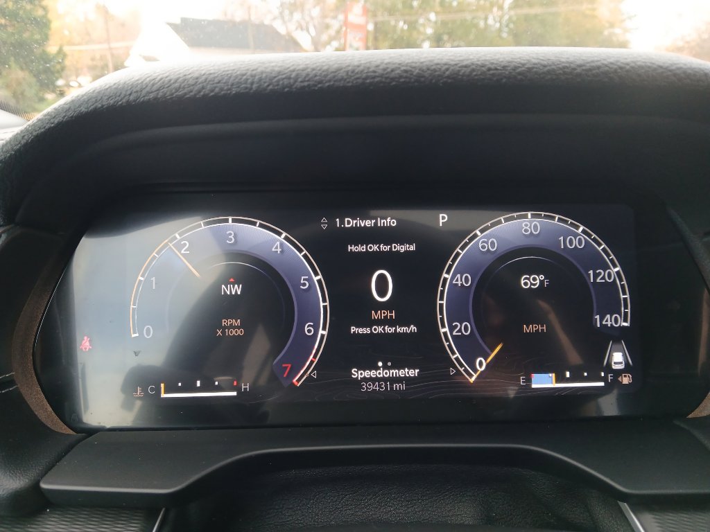 Certified 2023 Jeep Grand Cherokee Laredo X image 36