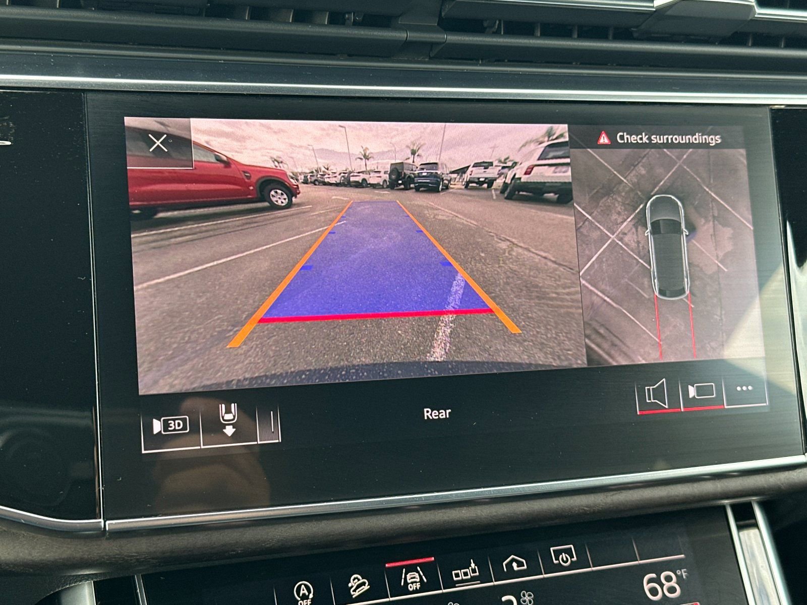 Used 2019 Audi Q8 Premium Plus w/ Premium Plus image 25