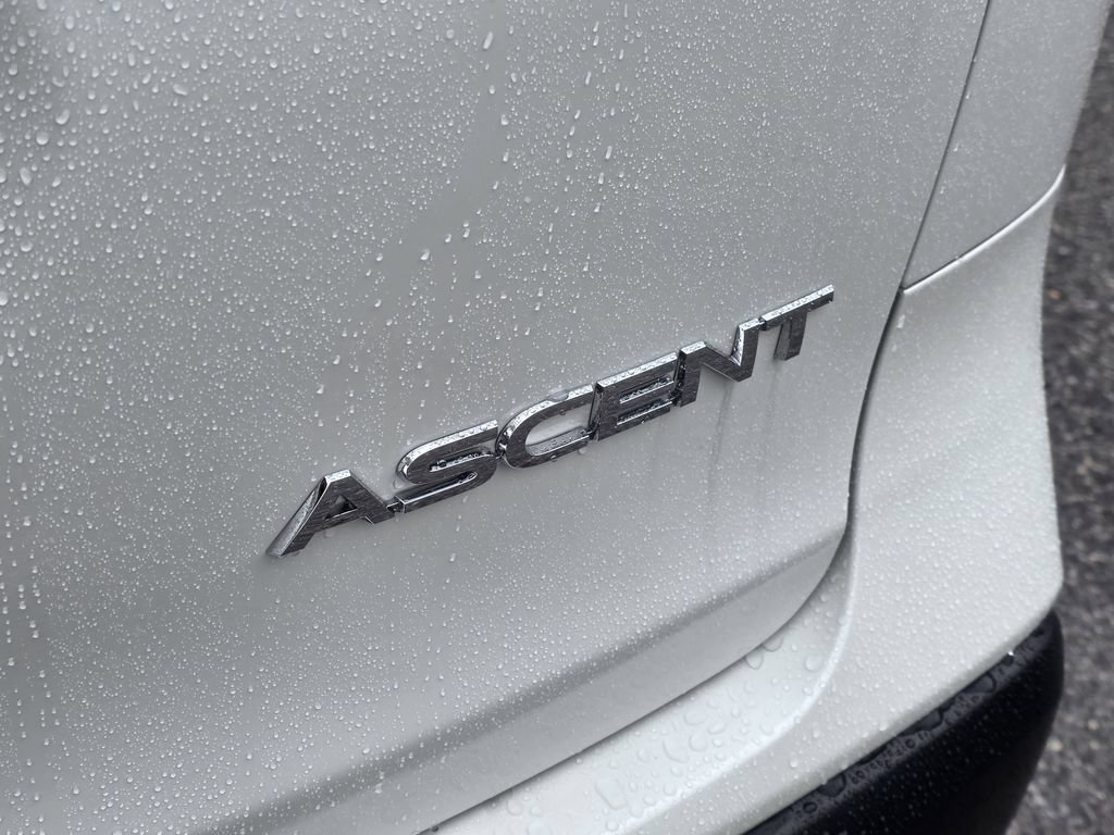 Used 2025 Subaru Ascent Premium AWD/4WD image 8
