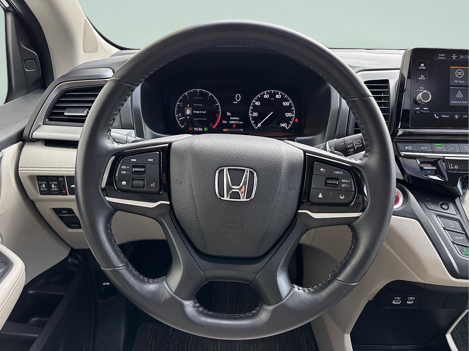 Certified 2025 Honda Odyssey EX-L image 18