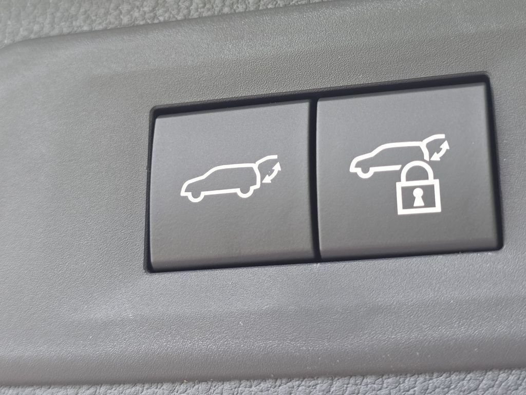 New 2026 Lexus TX 500h AWD image 14