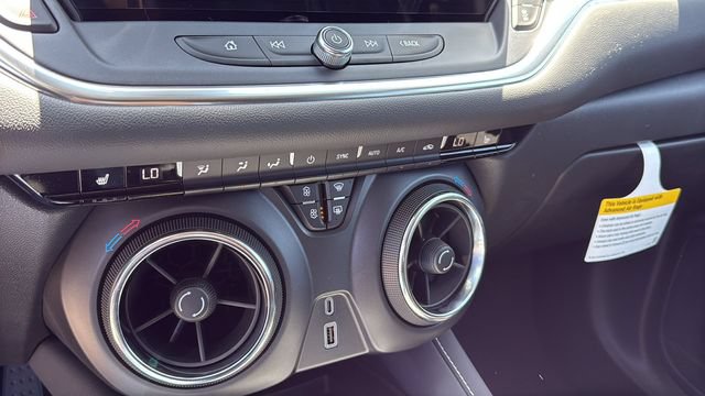New 2026 Chevrolet Blazer LT w/ Convenience Package FWD image 18