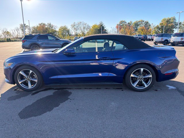 Used 2015 Ford Mustang Convertible w/ Equipment Group 051A RWD image 16