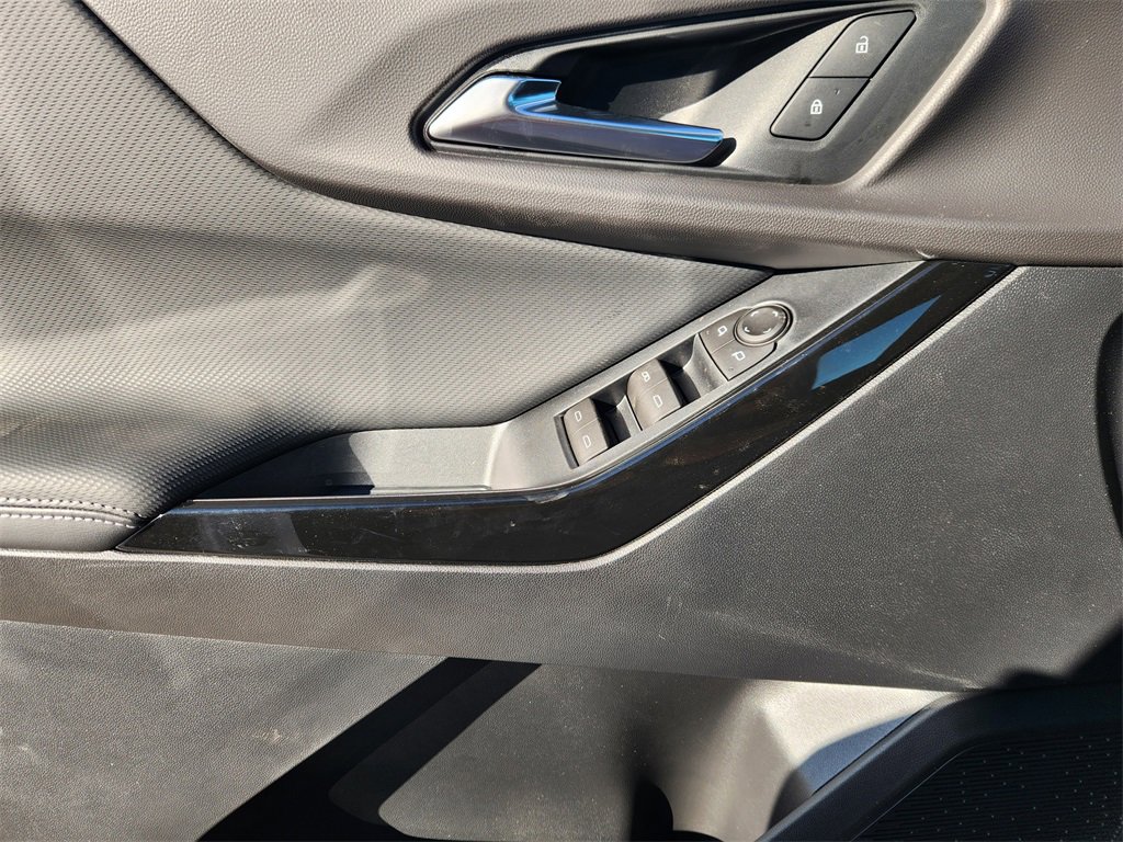 New 2026 Chevrolet Equinox LT w/ LPO, Floor Liner Package image 16