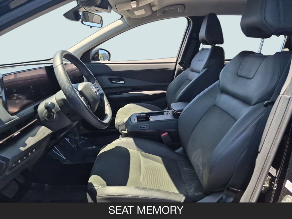 Used 2023 Nissan Ariya AWD image 14