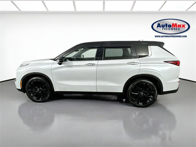 Used 2023 Mitsubishi Outlander SEL Black Edition image 9