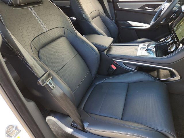 Used 2026 Jaguar F-PACE R-Dynamic S image 14