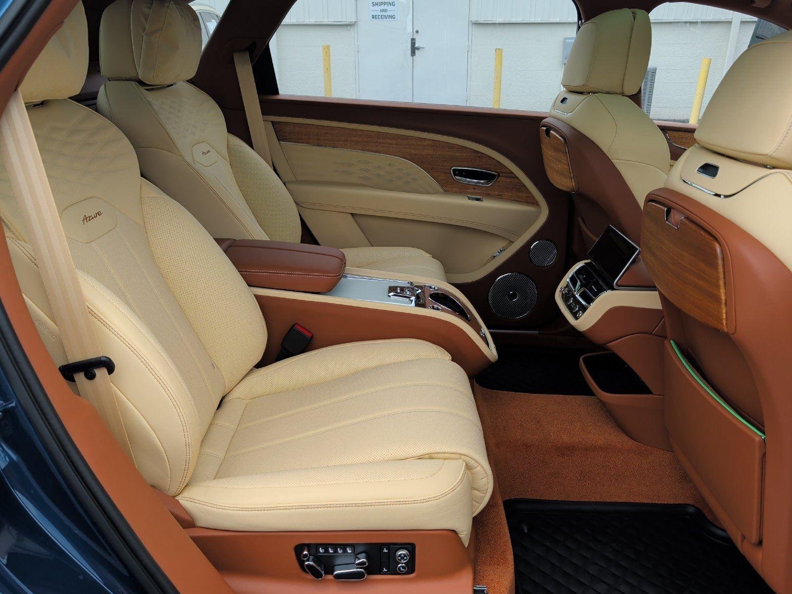 New 2026 Bentley Bentayga Extended Wheelbase AWD/4WD image 42