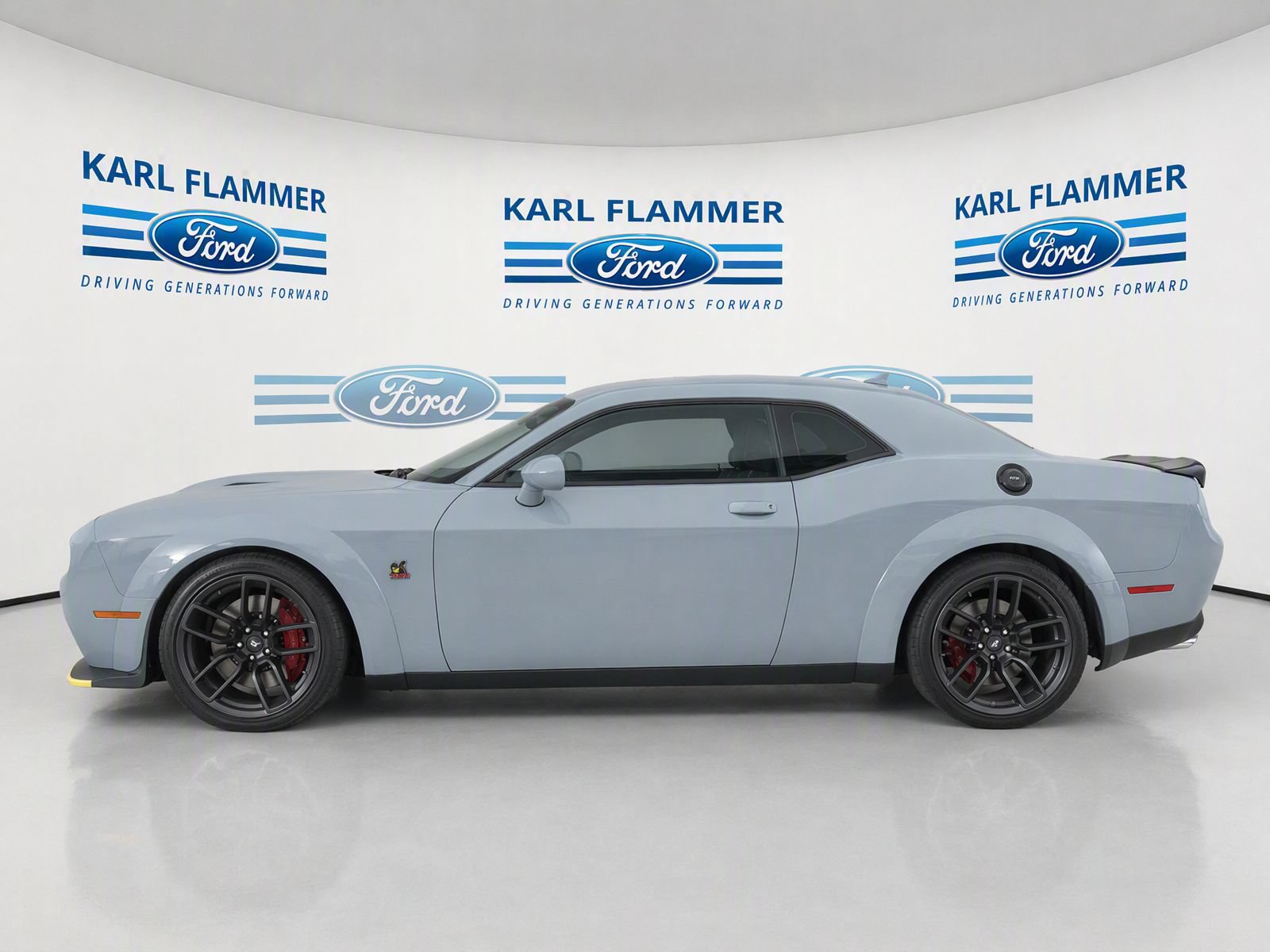 Used 2020 Dodge Challenger R/T Scat Pack RWD image 6
