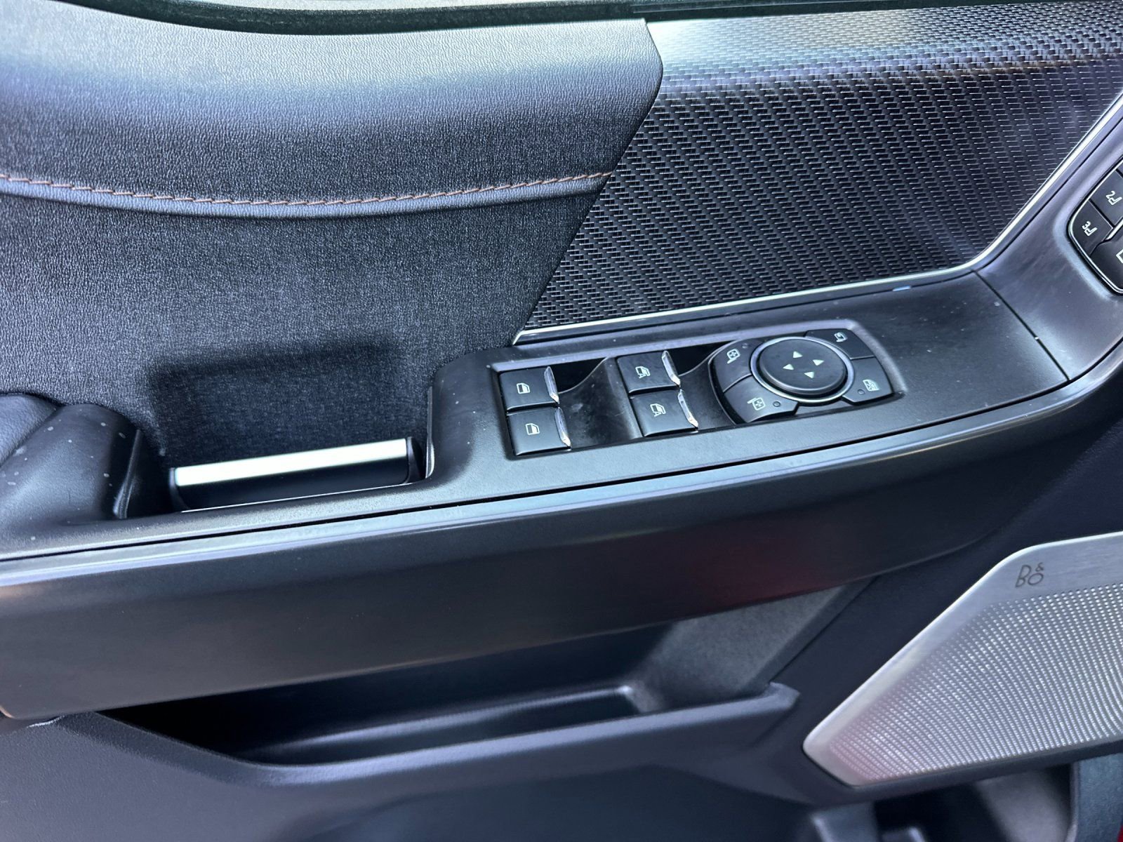 Used 2023 Ford F150 Raptor w/ Raptor Carbon Fiber Package image 11