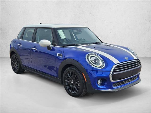 Used 2020 MINI Cooper 4-Door Hardtop w/ Storage Package FWD image 3