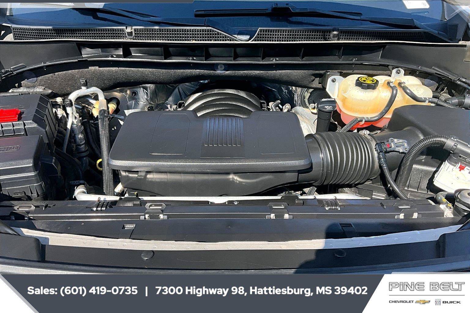 Used 2022 GMC Yukon SLT w/ SLT Luxury Package RWD image 8