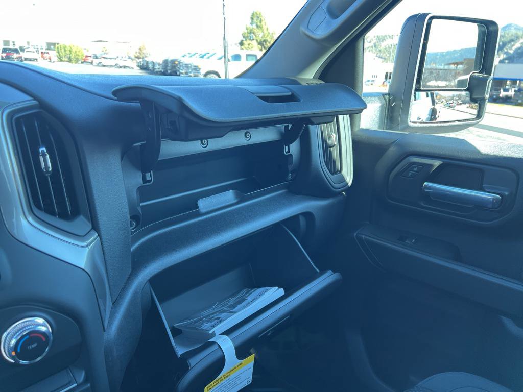 New 2026 GMC Sierra 3500 Pro w/ Convenience Package image 30