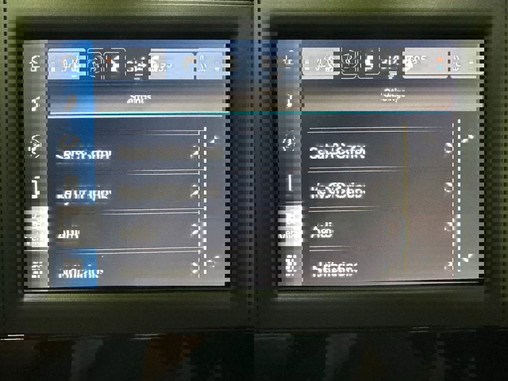 Used 2023 Chrysler Voyager LX image 33