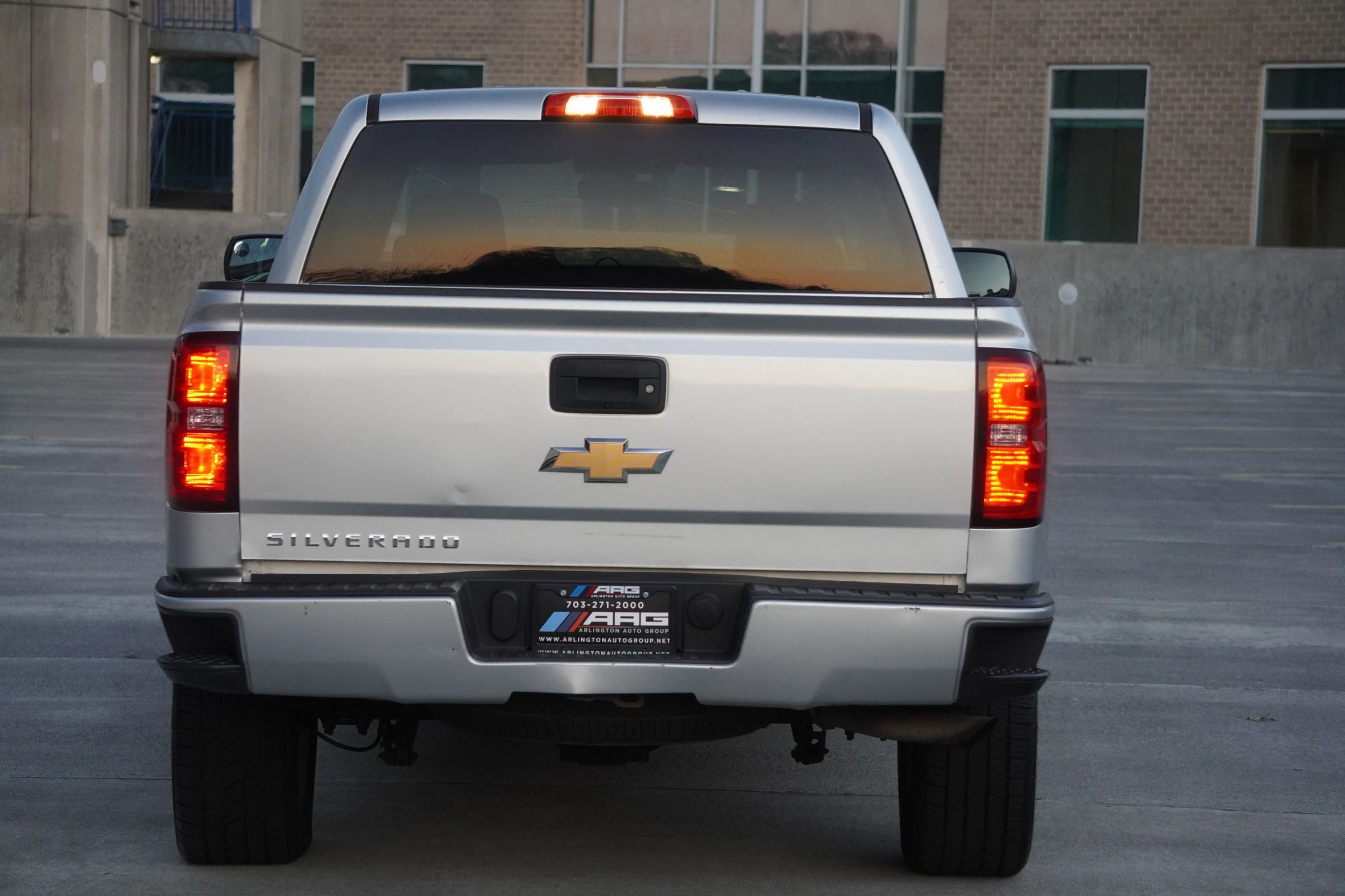 Used 2018 Chevrolet Silverado 1500 Custom w/ Custom Convenience Package AWD/4WD image 23