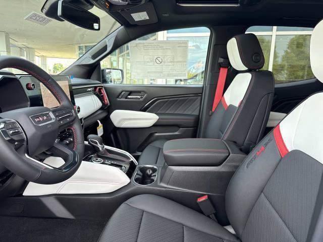 New 2026 GMC Canyon AT4X w/ LPO, Black Badging Package AWD/4WD image 9