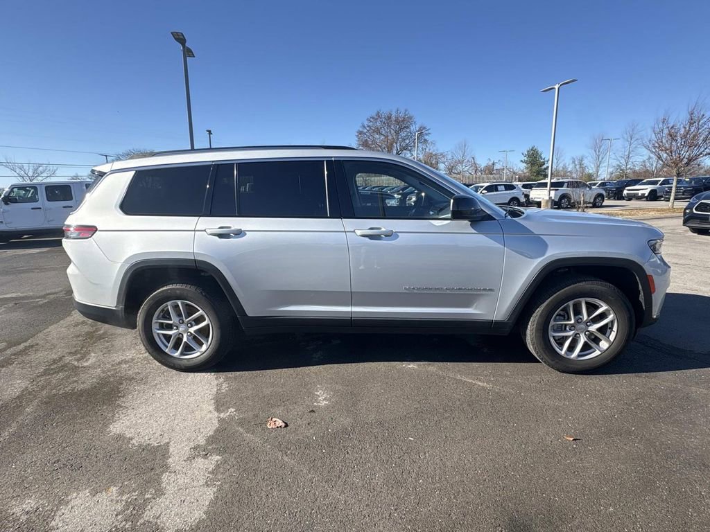 Used 2023 Jeep Grand Cherokee L Laredo w/ Luxury Tech Group I image 10