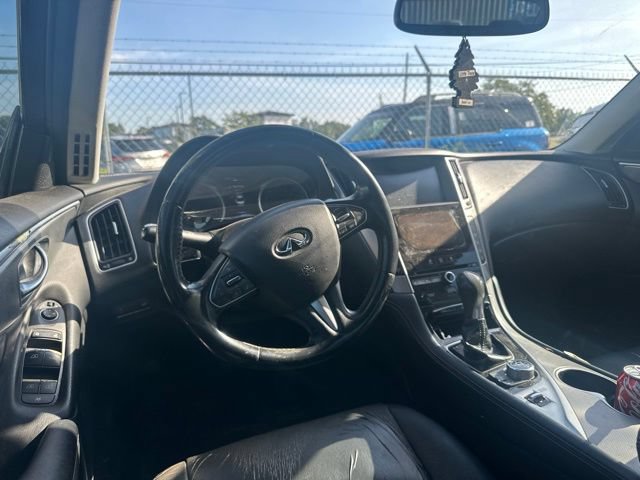 Used 2015 INFINITI Q50 Premium w/ Navigation Package RWD image 13