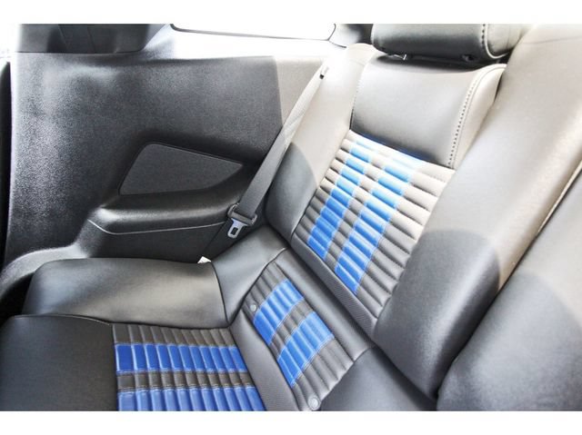 Used 2013 Ford Mustang Shelby GT500 RWD image 11