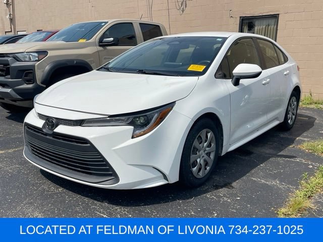 Used 2023 Toyota Corolla LE FWD image 1