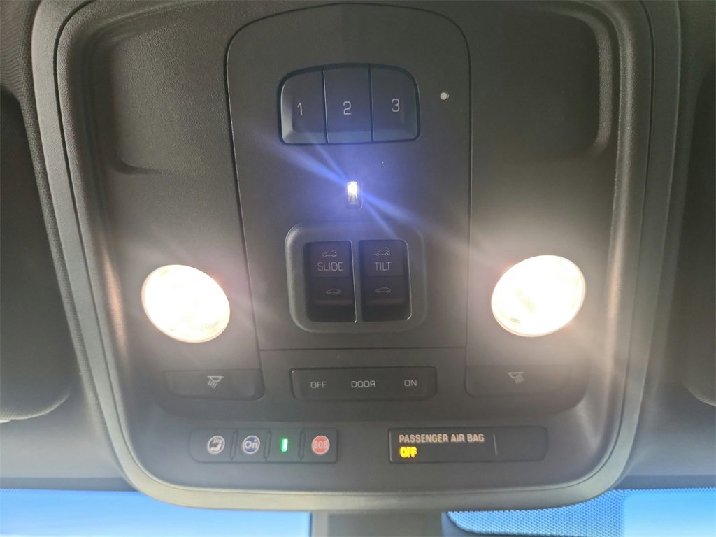 Used 2017 Cadillac ATS V w/ Luxury Package image 38