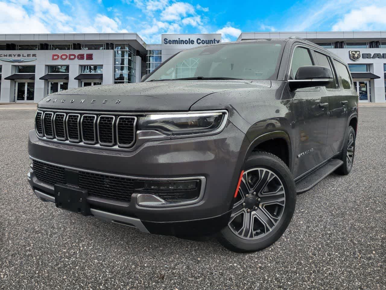 Used 2024 Jeep Wagoneer L Series II image 1