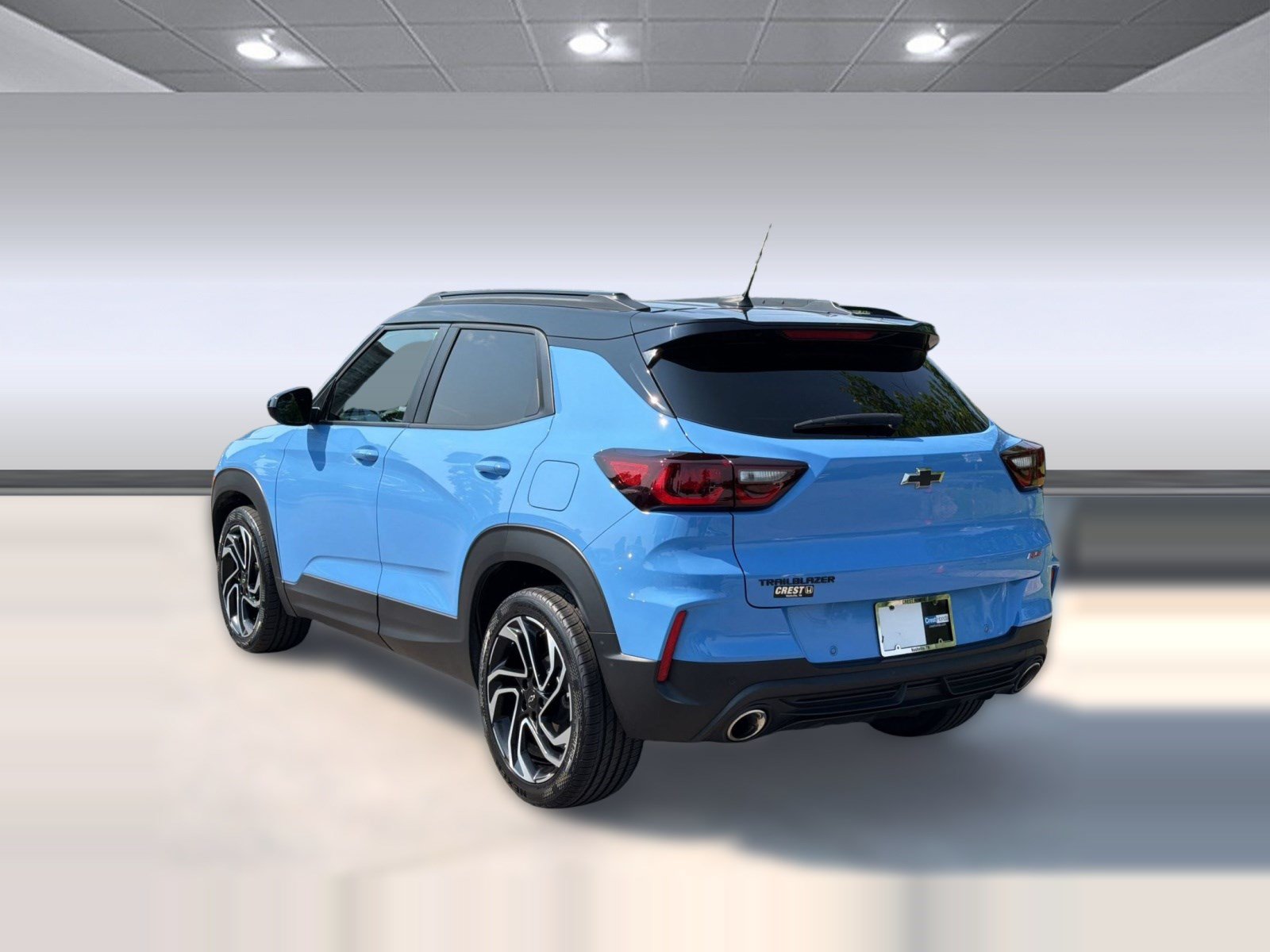 Used 2024 Chevrolet TrailBlazer RS w/ Convenience Package FWD image 3