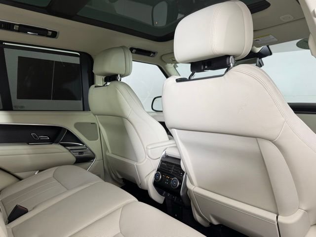 Used 2024 Land Rover Range Rover SE AWD/4WD image 30