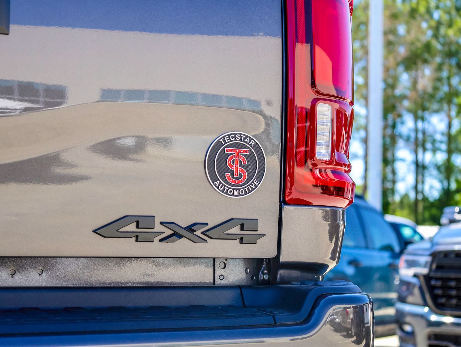 New 2026 RAM 2500 Laramie AWD/4WD image 9