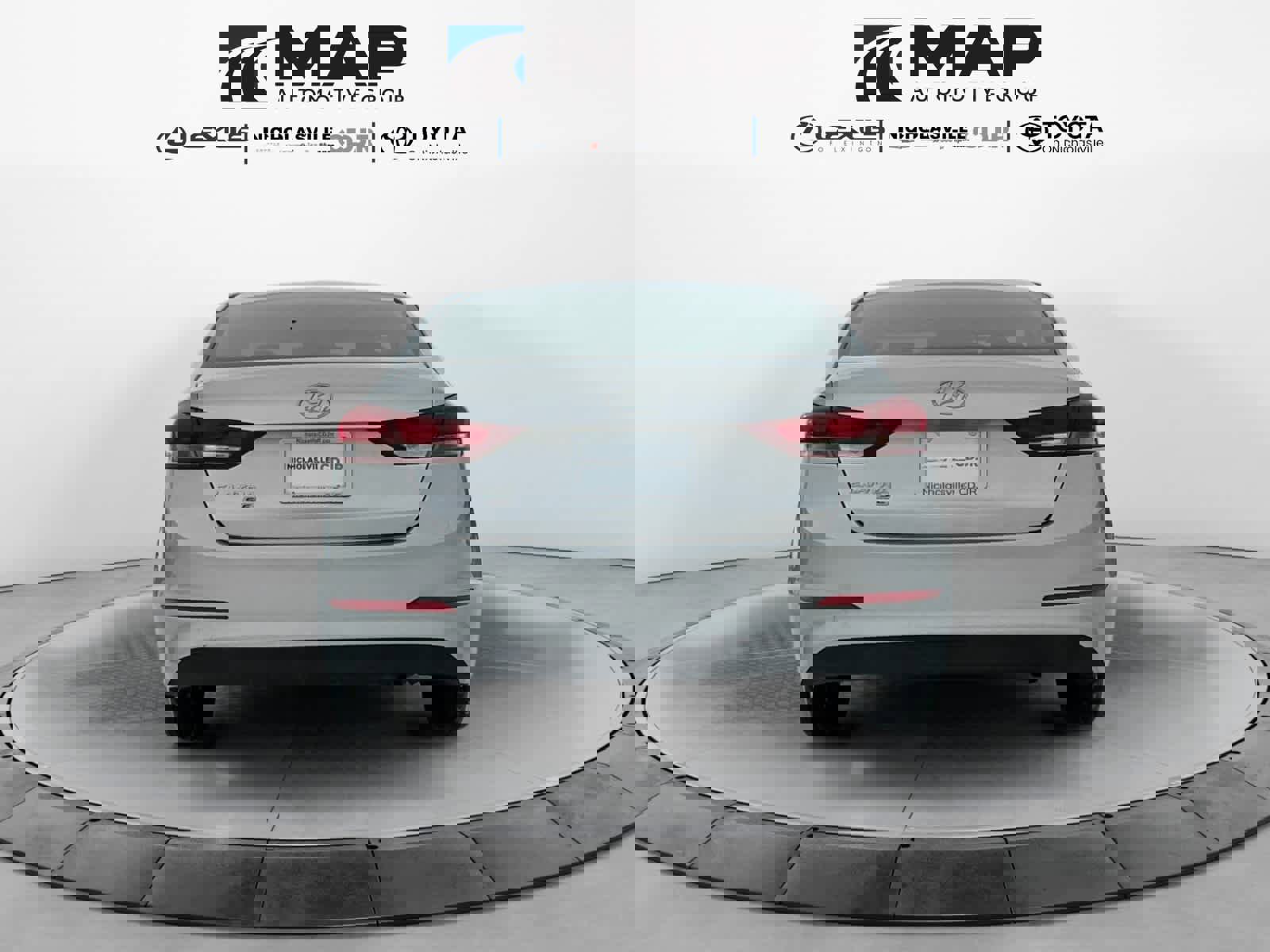 Used 2018 Hyundai Elantra SE w/ Cargo Package image 4