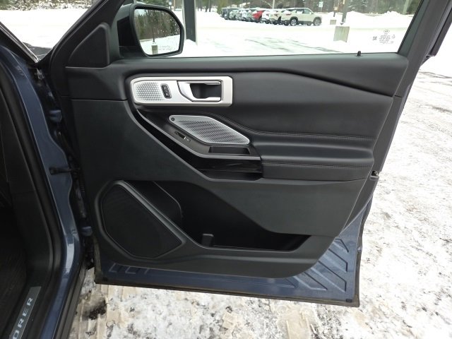 Used 2021 Ford Explorer Platinum w/ Equipment Group 601A image 49