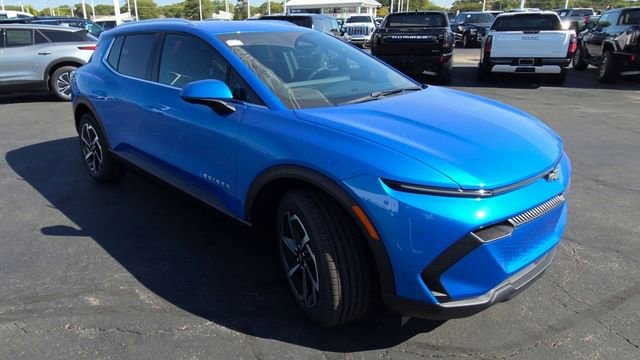 New 2026 Chevrolet Equinox EV LT image 3