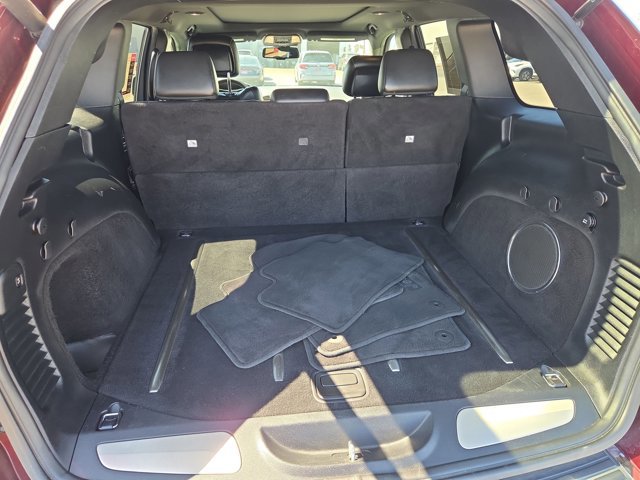 Used 2016 Jeep Grand Cherokee Limited w/ Luxury Group II AWD/4WD image 6