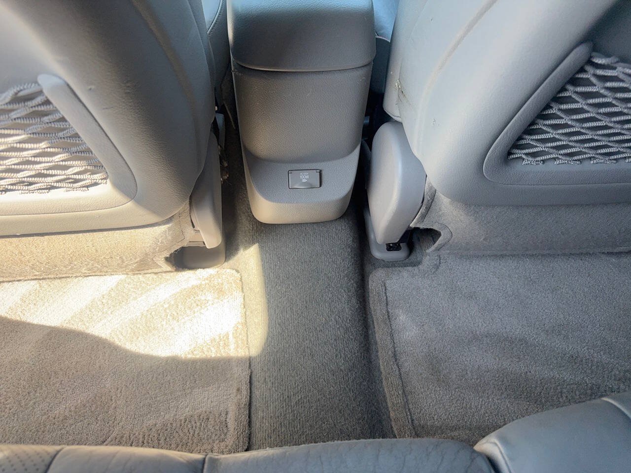 Used 2011 Toyota RAV4 Limited w/ Limited Extra Value Pkg FWD image 21
