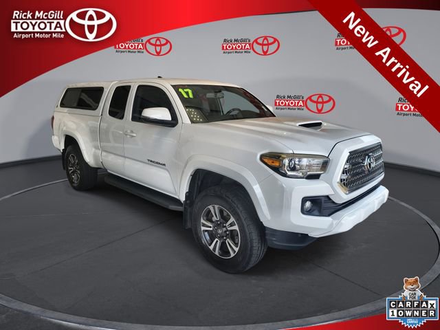 Used 2017 Toyota Tacoma TRD Sport w/ Tow Package (A/T)