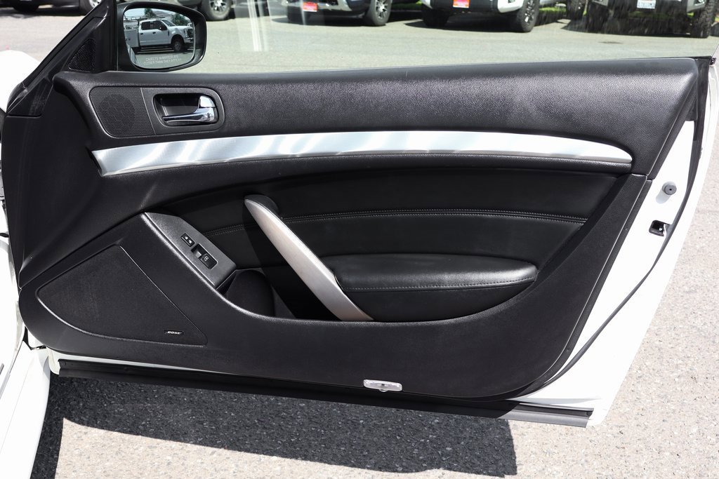 Used 2015 INFINITI Q60 Sport Limited image 42