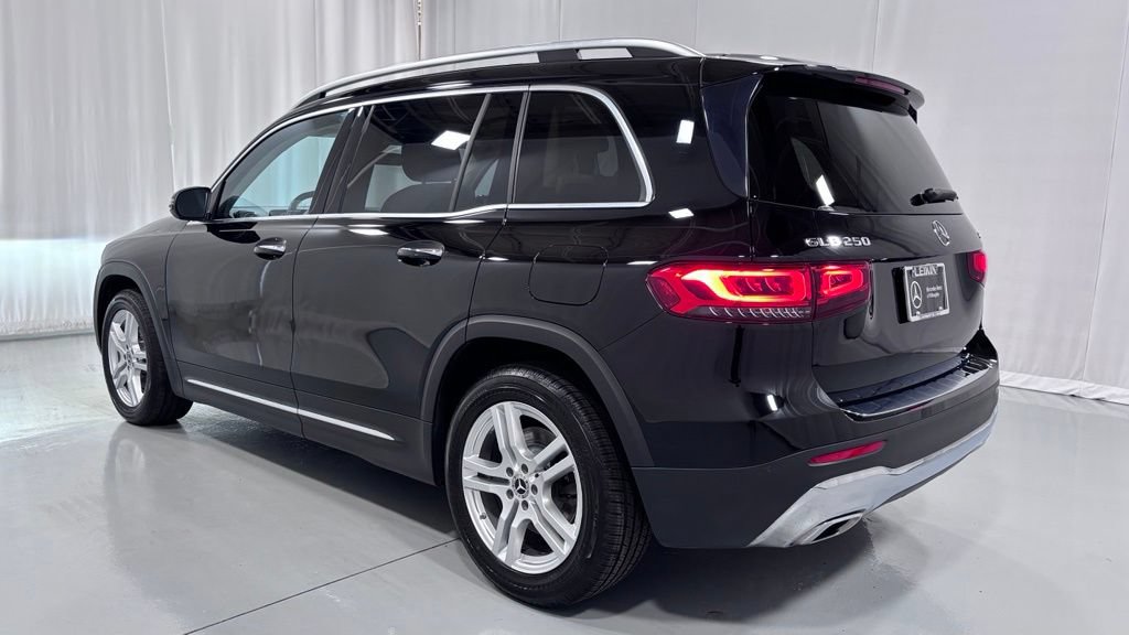 Used 2021 Mercedes-Benz GLB 250 4MATIC image 8