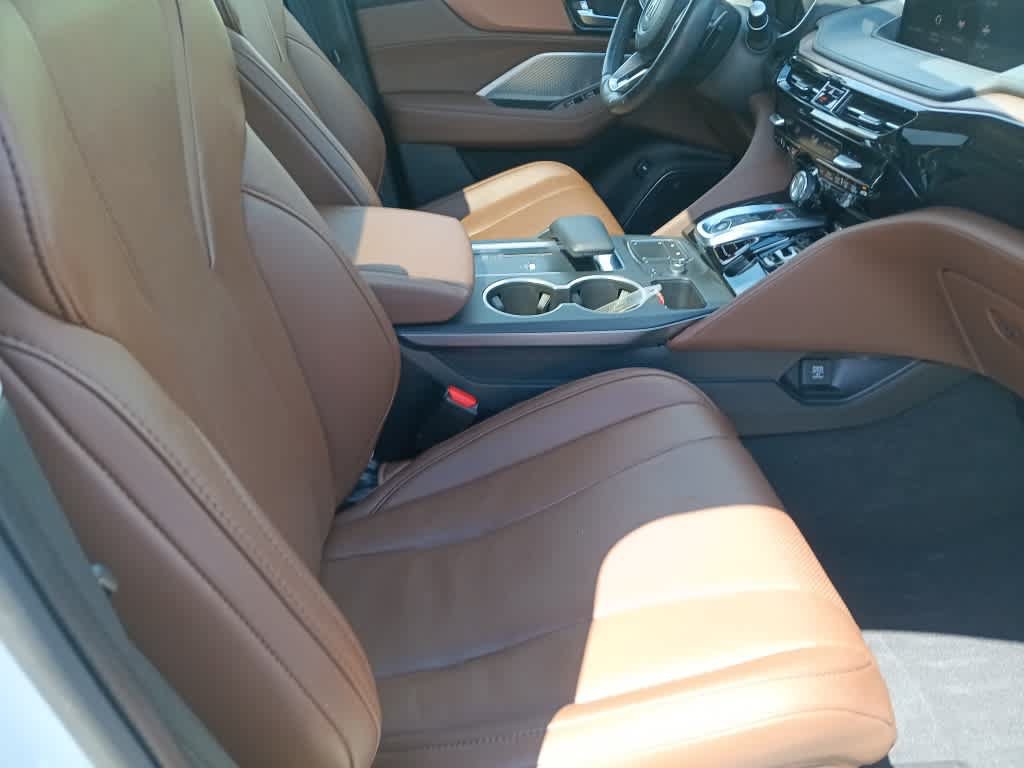 Used 2024 Acura MDX SH-AWD w/ Technology Package image 27