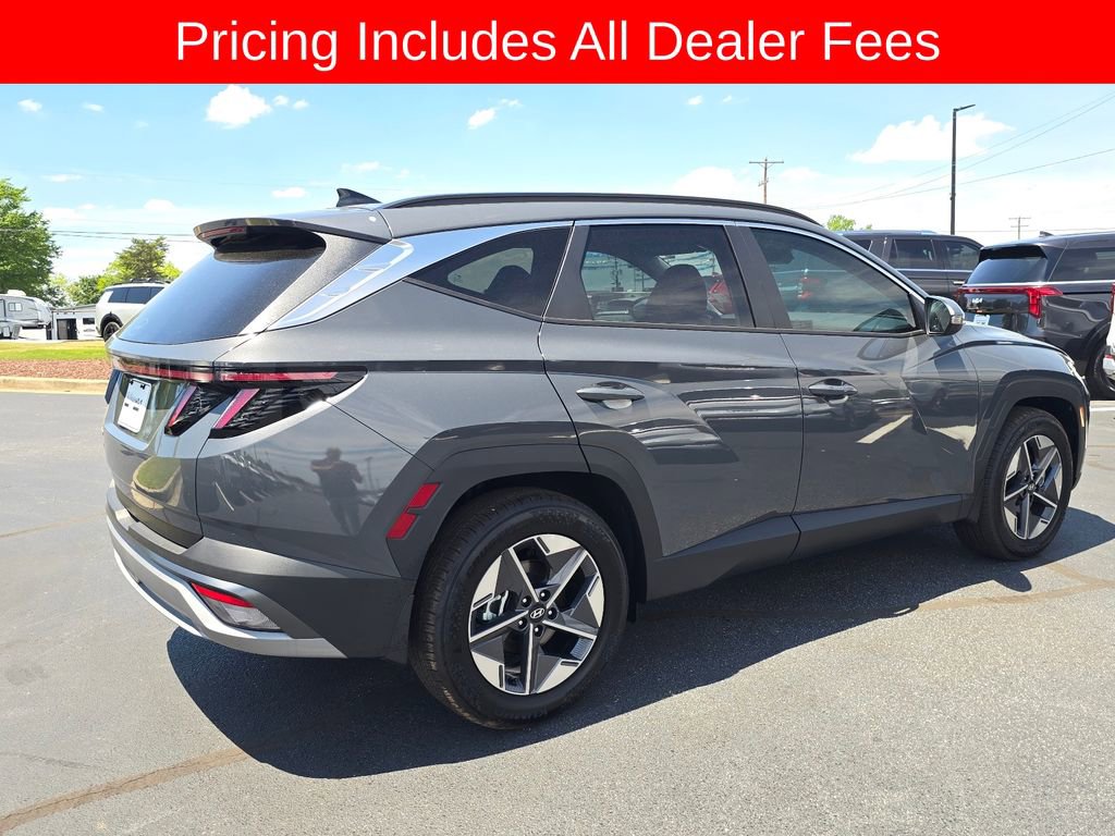 Used 2025 Hyundai Tucson SEL FWD image 3