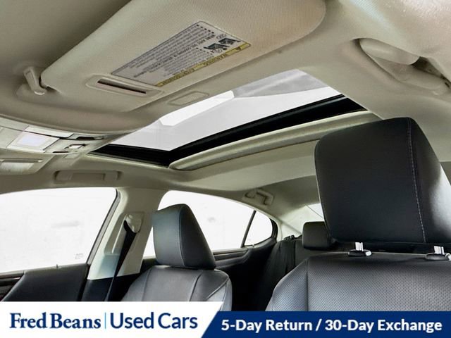 Used 2022 Lexus ES 350 w/ Accessory Package image 22