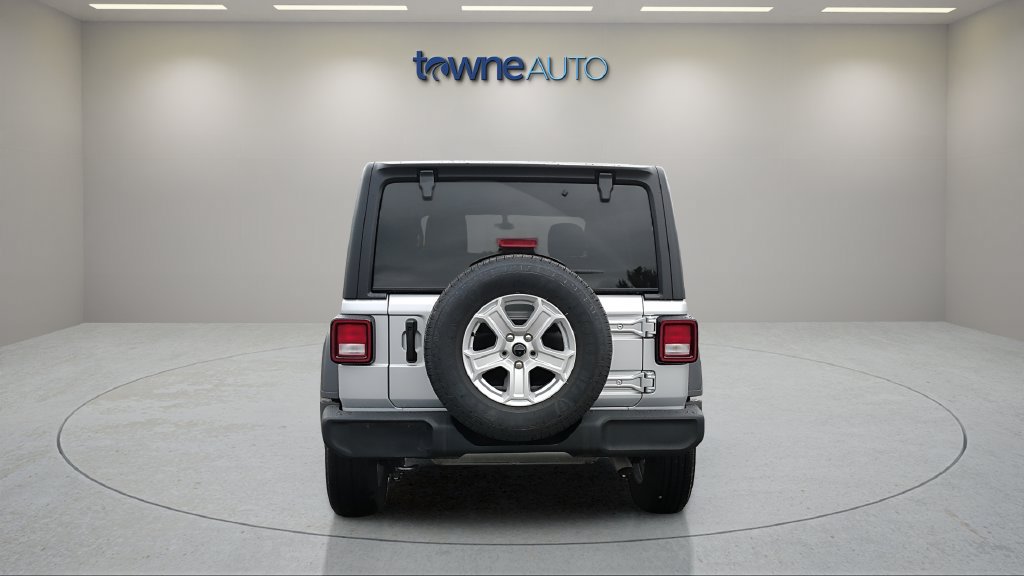 Used 2022 Jeep Wrangler Unlimited Sport AWD/4WD image 5