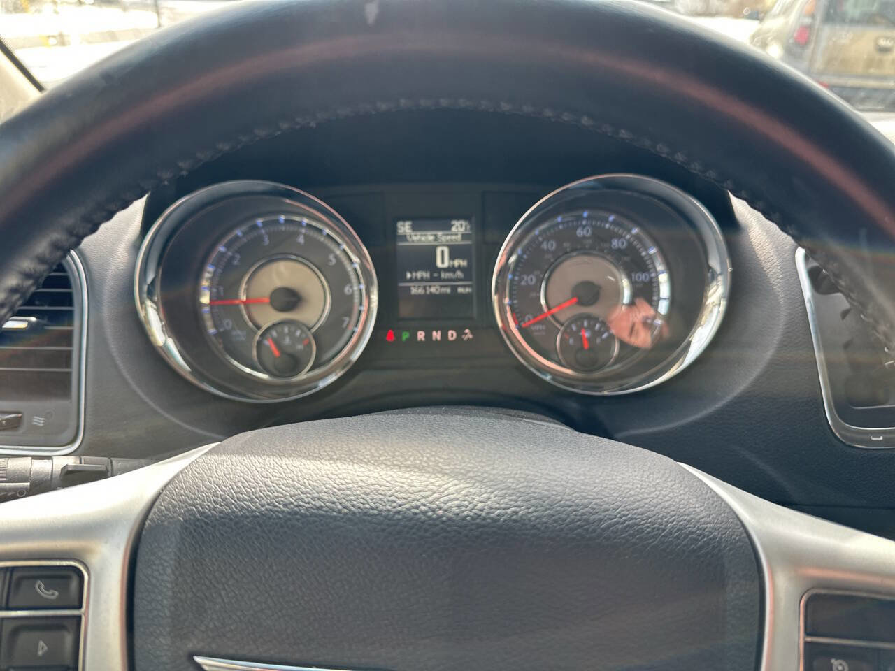 Used 2015 Chrysler Town & Country Touring image 19