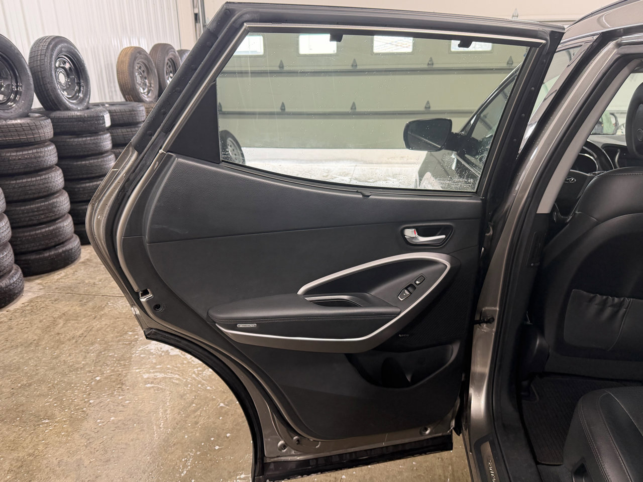 Used 2016 Hyundai Santa Fe Sport 2.0T w/ Option Group 05 image 31