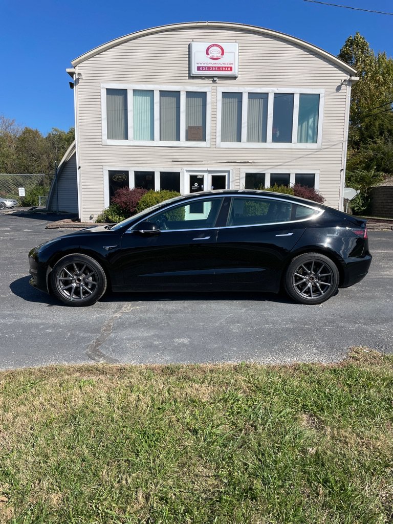 Used 2019 Tesla Model 3 Standard Range Plus RWD image 2