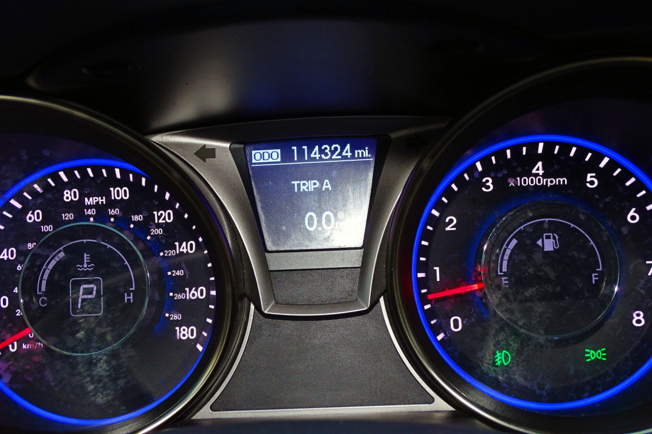 Used 2013 Hyundai Genesis 3.8 image 24