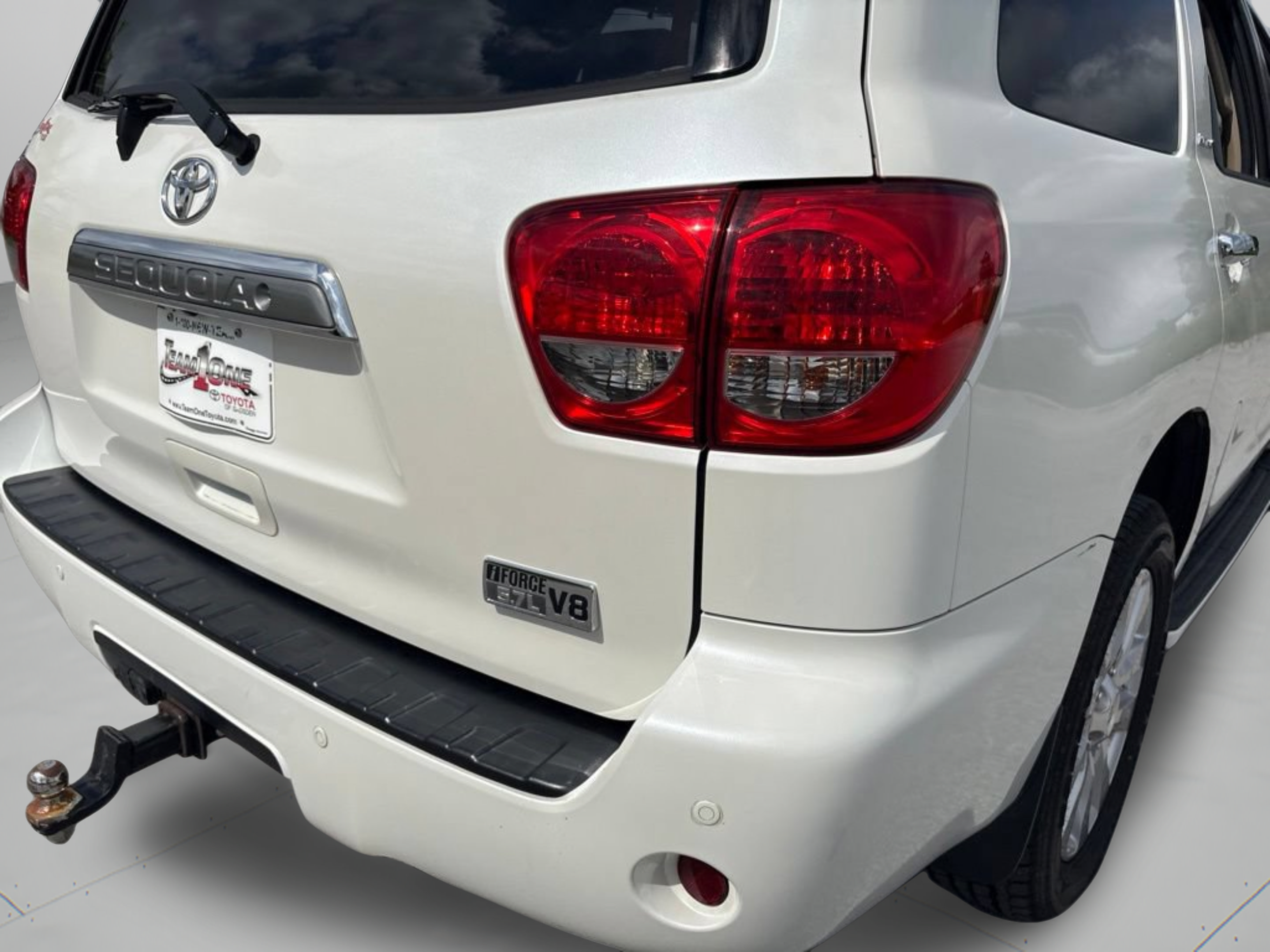 Used 2016 Toyota Sequoia Platinum RWD image 41