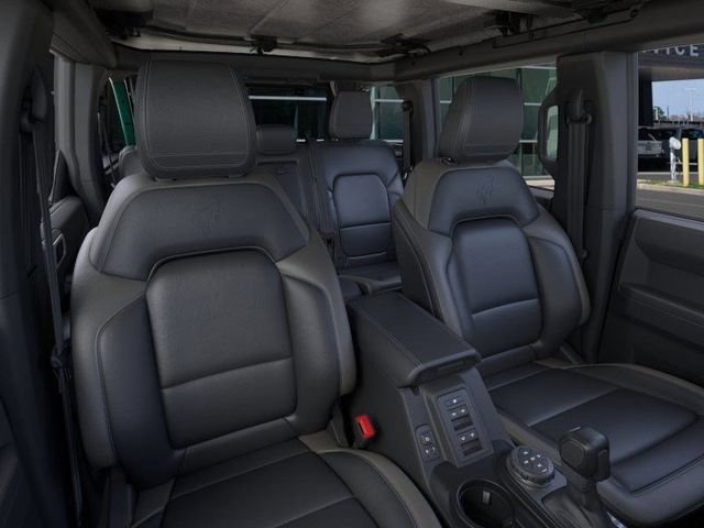 New 2025 Ford Bronco Outer Banks w/ Sasquatch Package AWD/4WD image 10