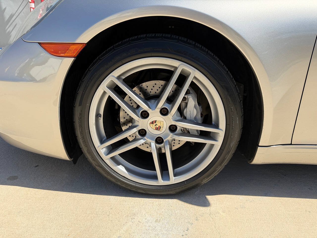 Used 2012 Porsche 911 Carrera RWD image 9
