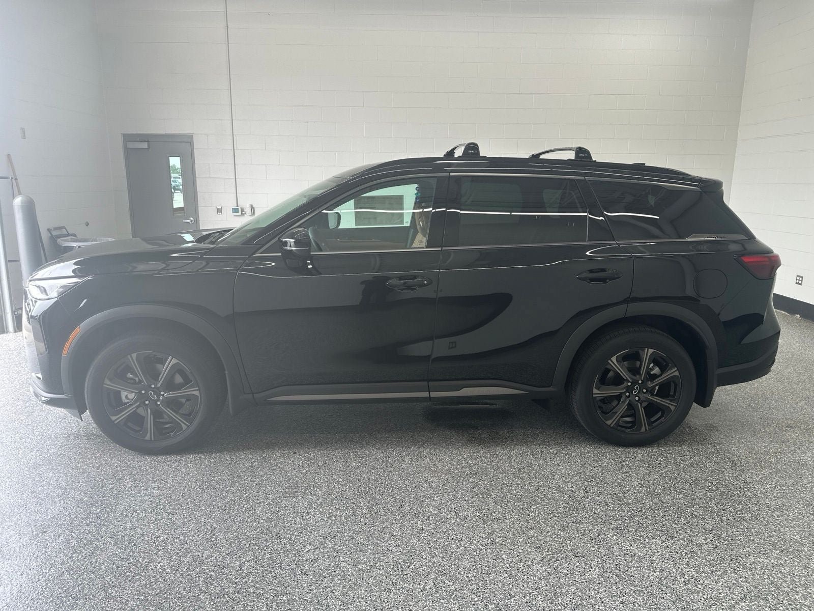New 2027 INFINITI QX60 Autograph w/ Dark Cargo Package AWD/4WD image 6
